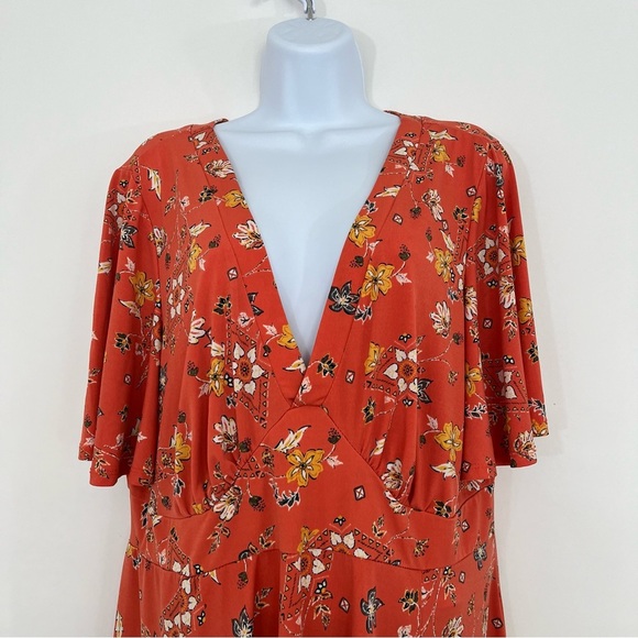 Torrid Orange Floral V Neck Flutter Sleeve Fit & Flare Dress - Picture 2 of 14